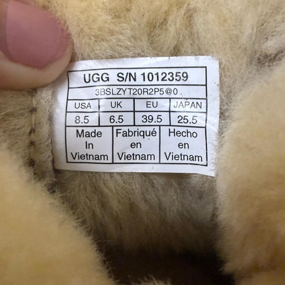 UGG Women's Tan Shearling Lace-Up Boots - Picture 5 of 9